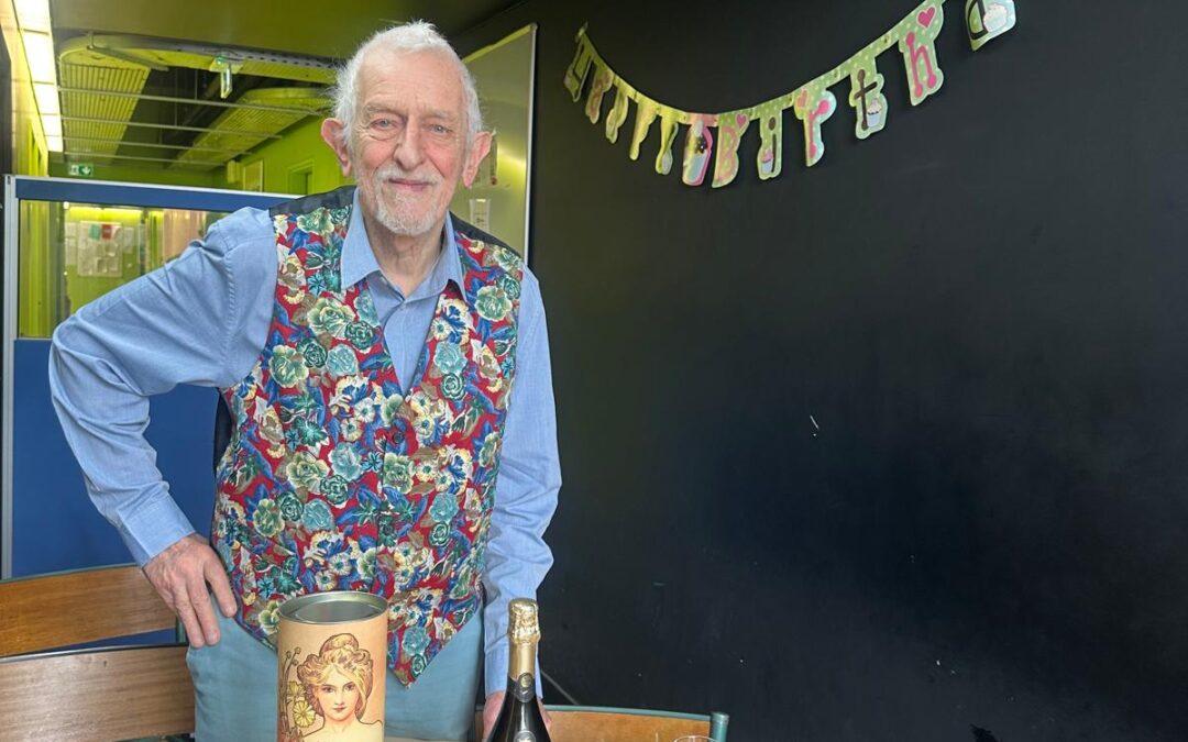 Disparition de John Lomas